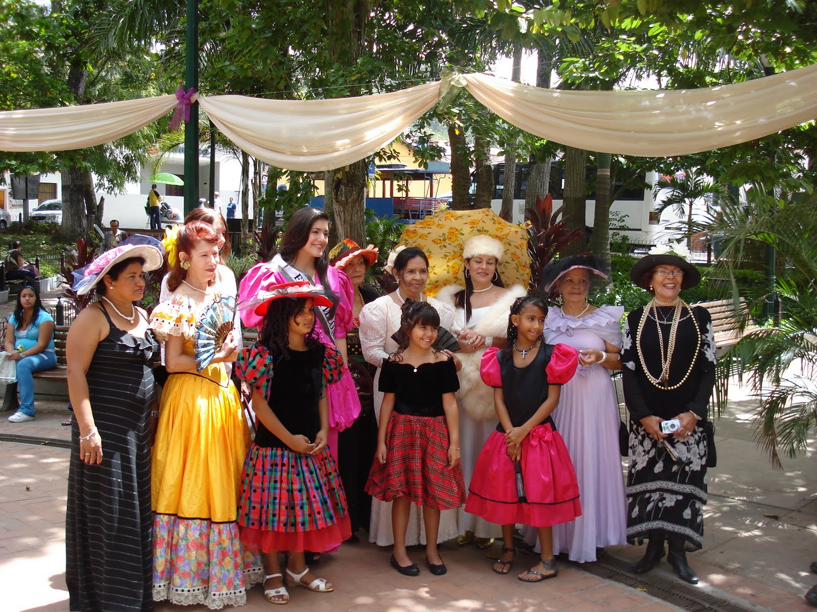 EL ZORRO PROTECTOR FIESTAS PATRONALES DE EL HATILLO