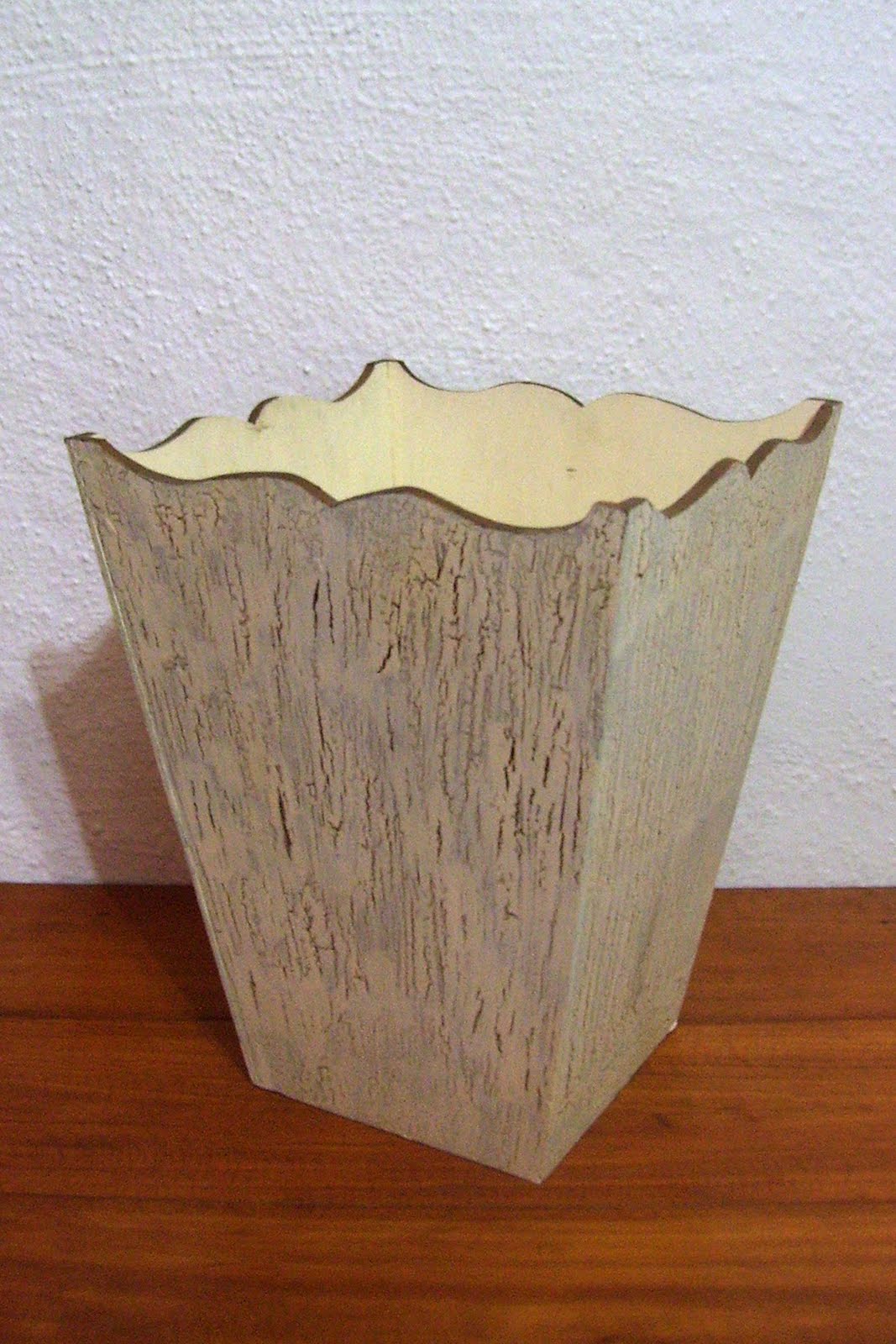 Maayan - Madera Country: CESTOS DE BASURA