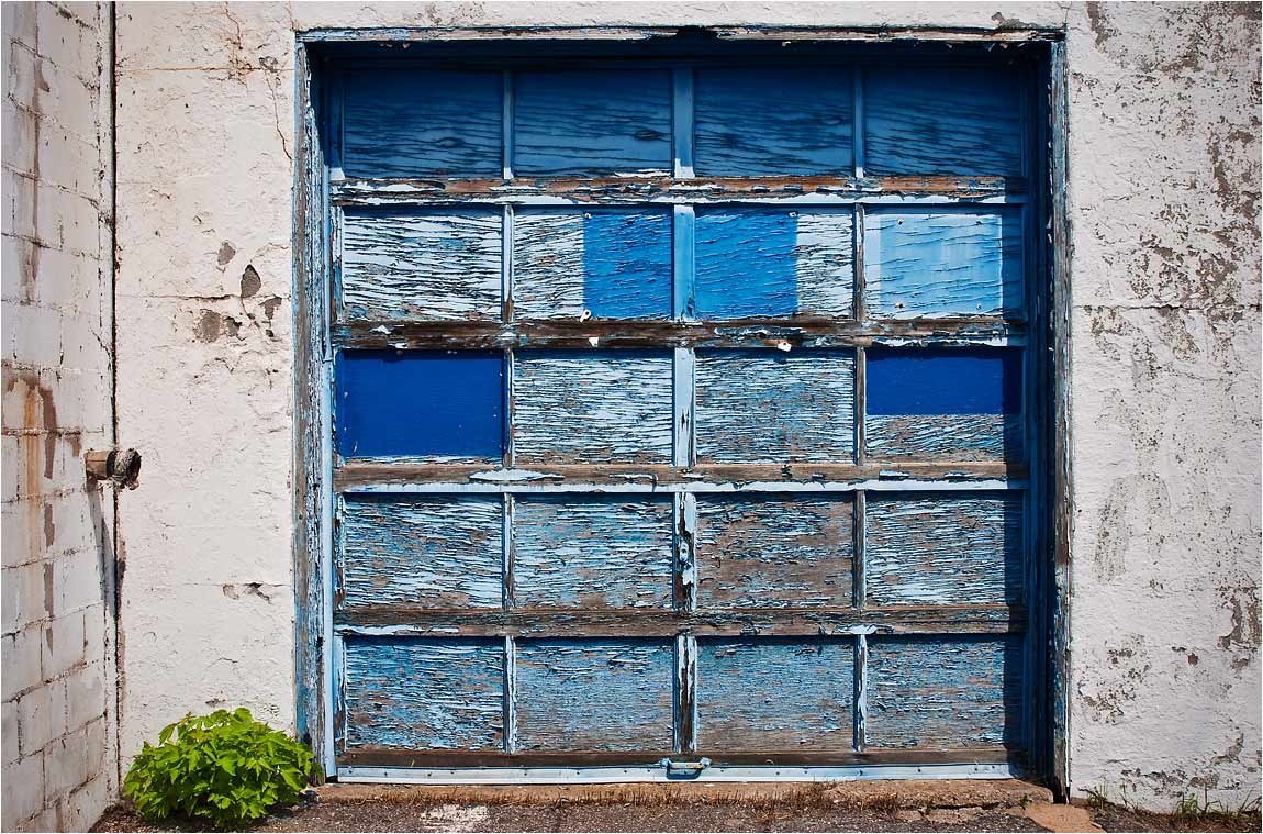 Silverpixel OLD GARAGE DOOR, NORTH BAY