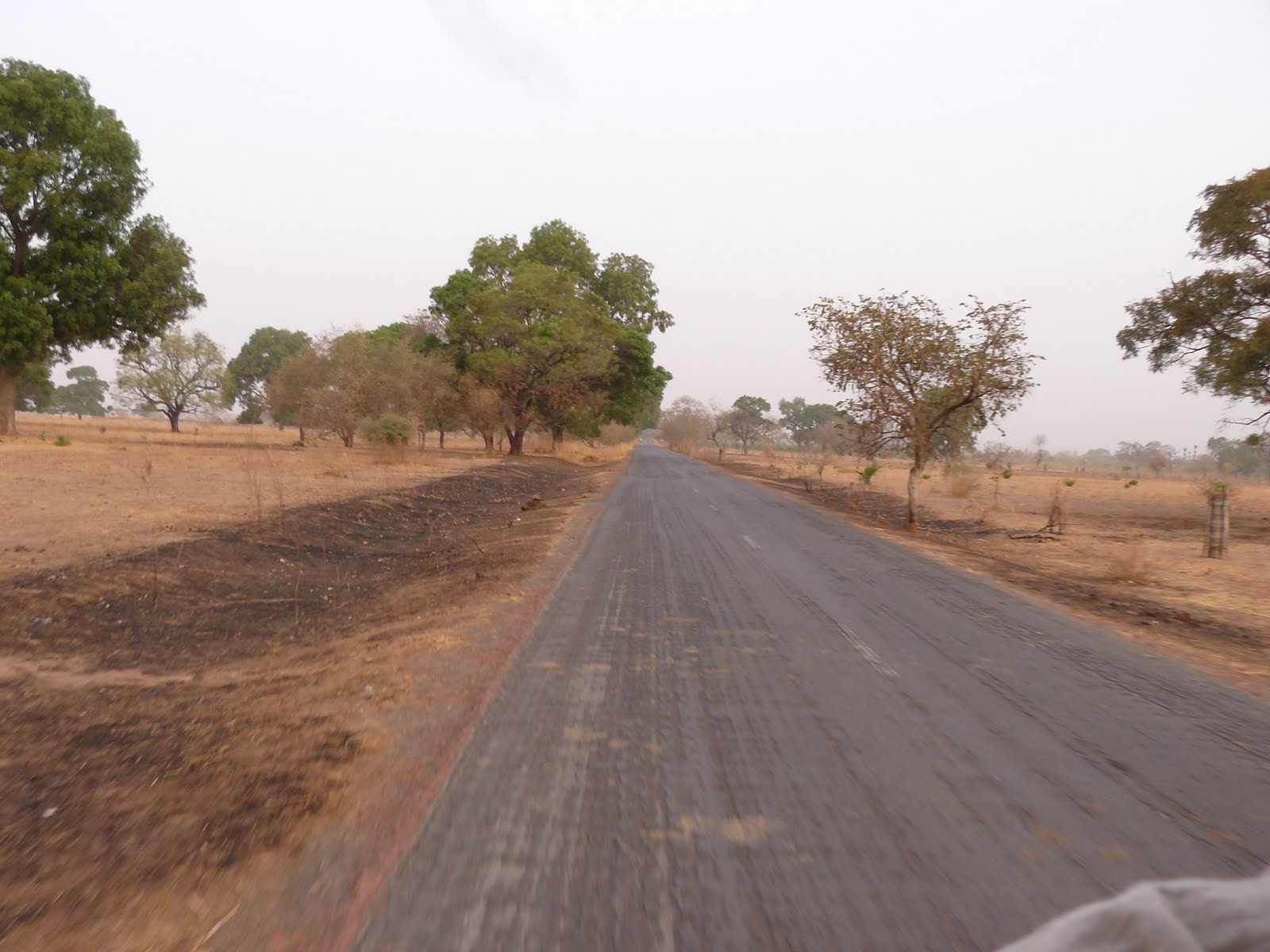 L'AFRICASSÉE Routes au Sénégal