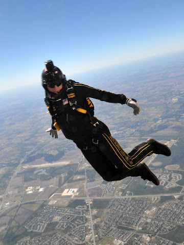 United States Army Parachute Team - Golden Knights Jumping Out- USAF News Release