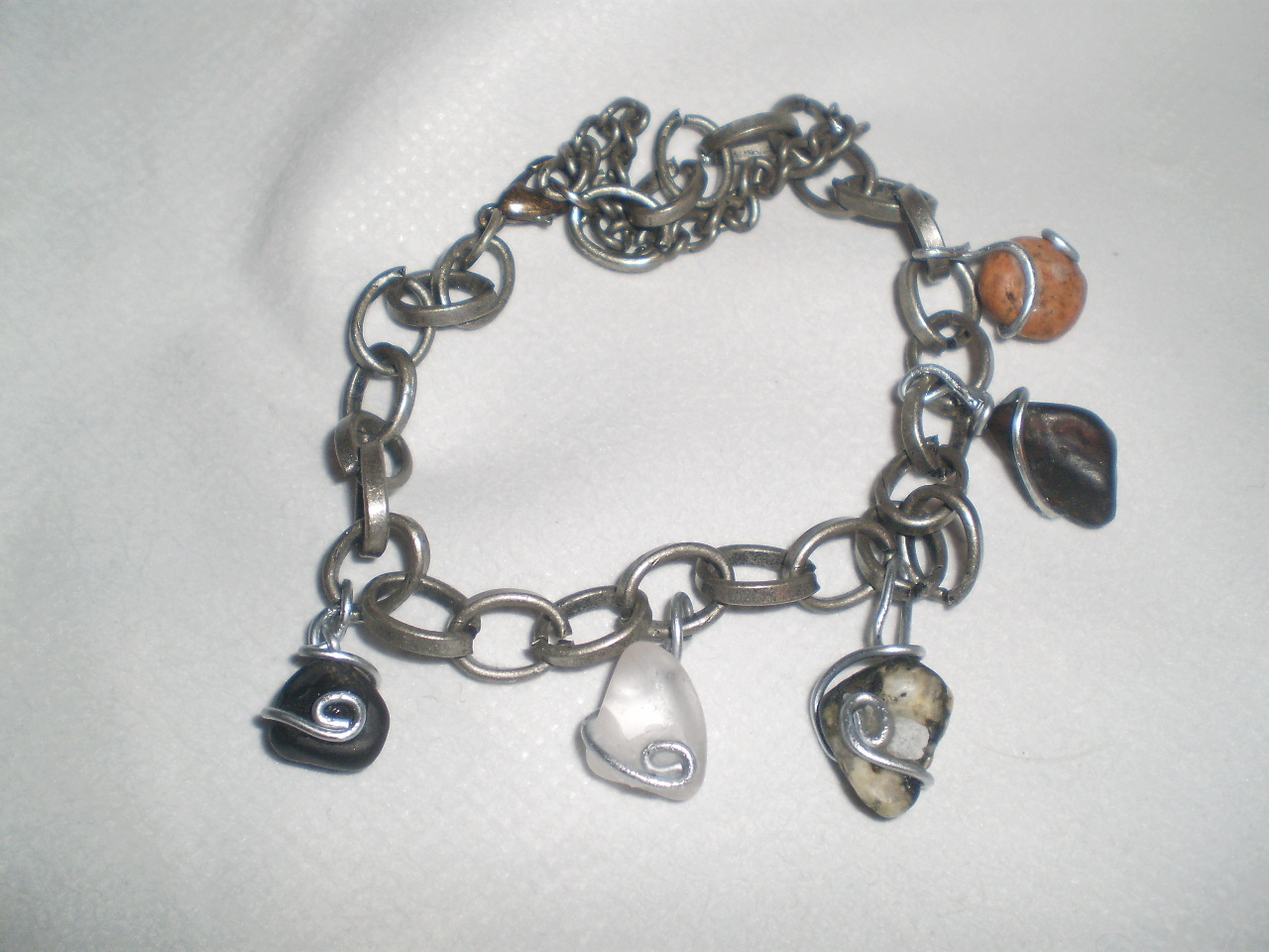 Made by me creaciones Nuevas pulseras, listas para la feria