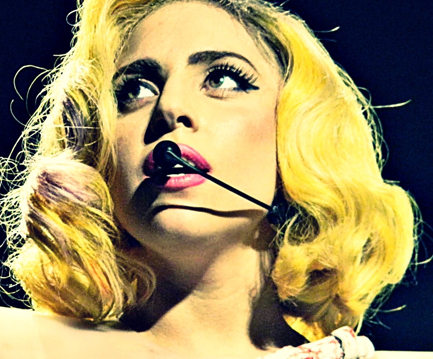 Gaga This Way.: Lady Gaga demanda a una compa\u00f1\u00eda por vender mu\u00f1ecas ...