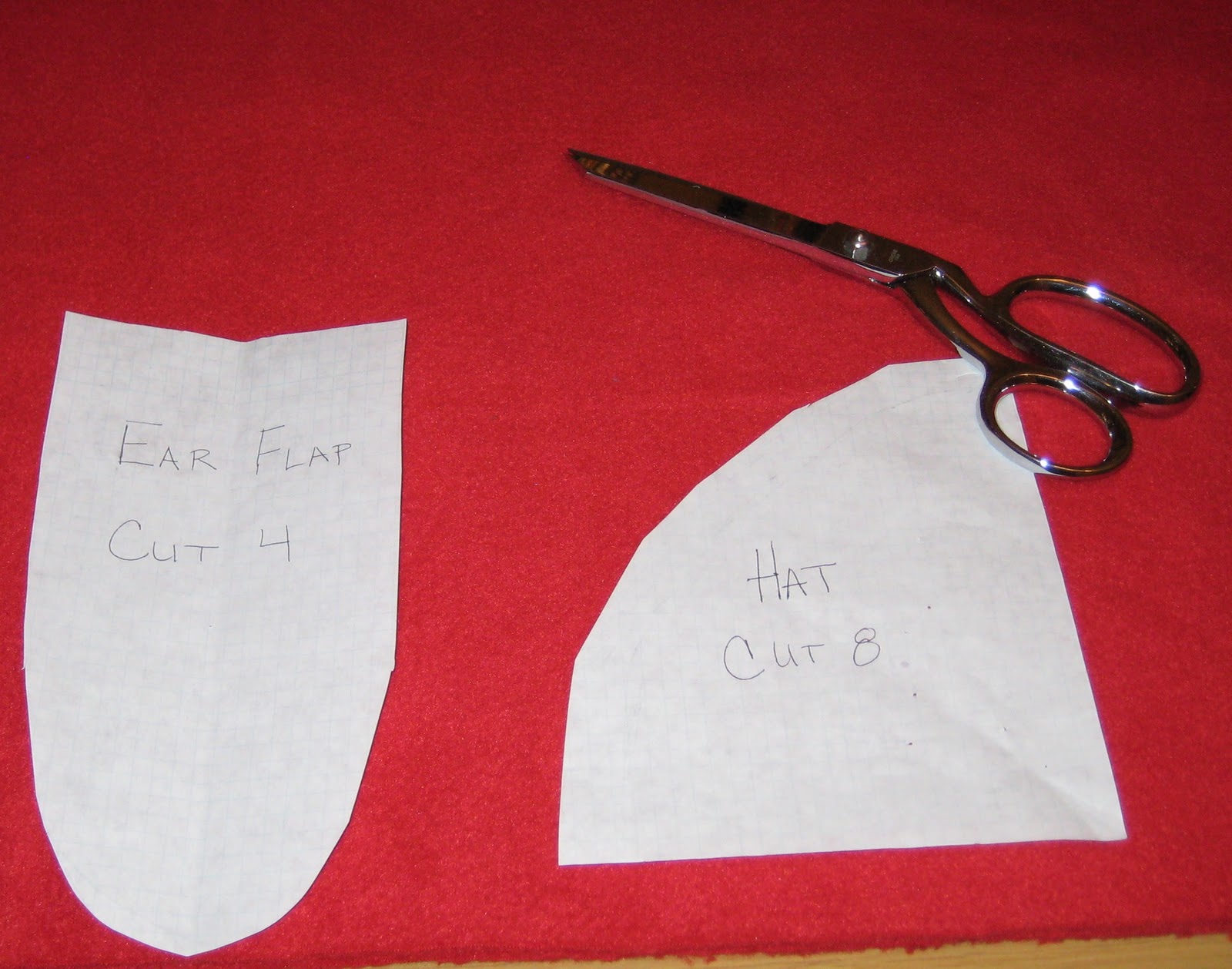 Lilybug Designs Fish Hat Tutorial