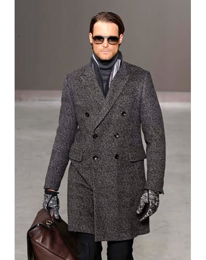 EMM (pronounced EdoubleM): Louis Vuitton Men's Tweed Overcoat A/W 2010