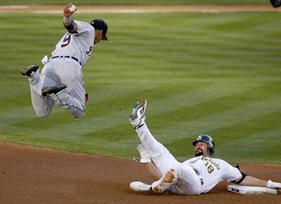 Perfect Timed Photos (16) 11