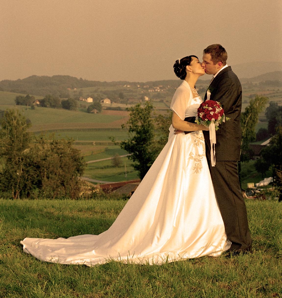 LOVE IS BEAUTY