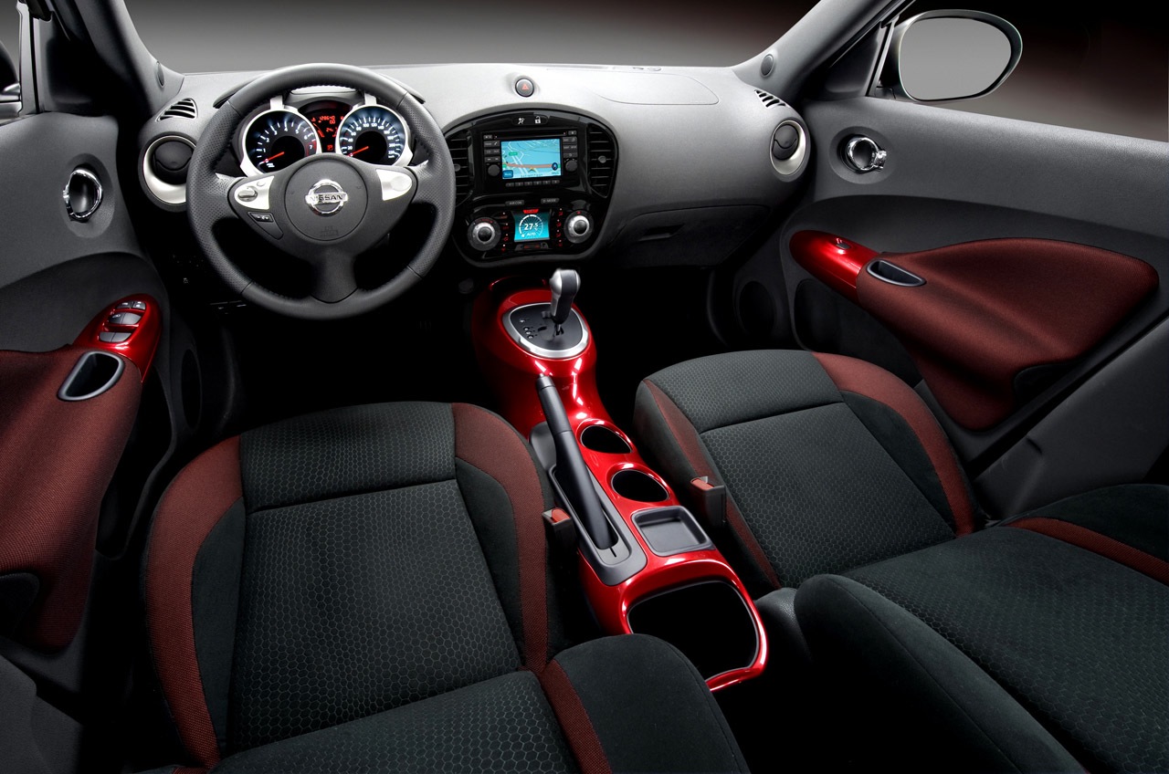 Interior pictures of nissan juke #2