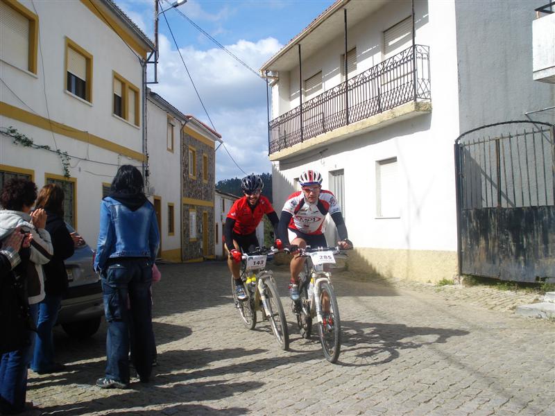 [DSC02064+(Medium).JPG]