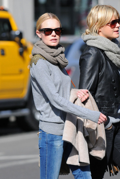 [Bosworth+is+bundled+Ktr4IYCkjxQl.jpg]