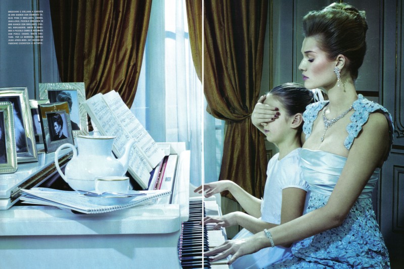 [Vogue+Italia+March+3.jpg]