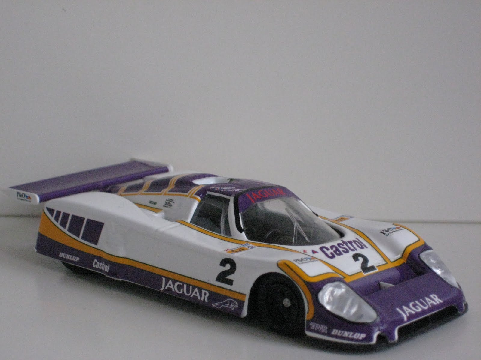 Voiture Miniature Jaguar XJR-9LM #2 24h Du Mans 1988 - Altaya 1/43 - Occasion Excellent état