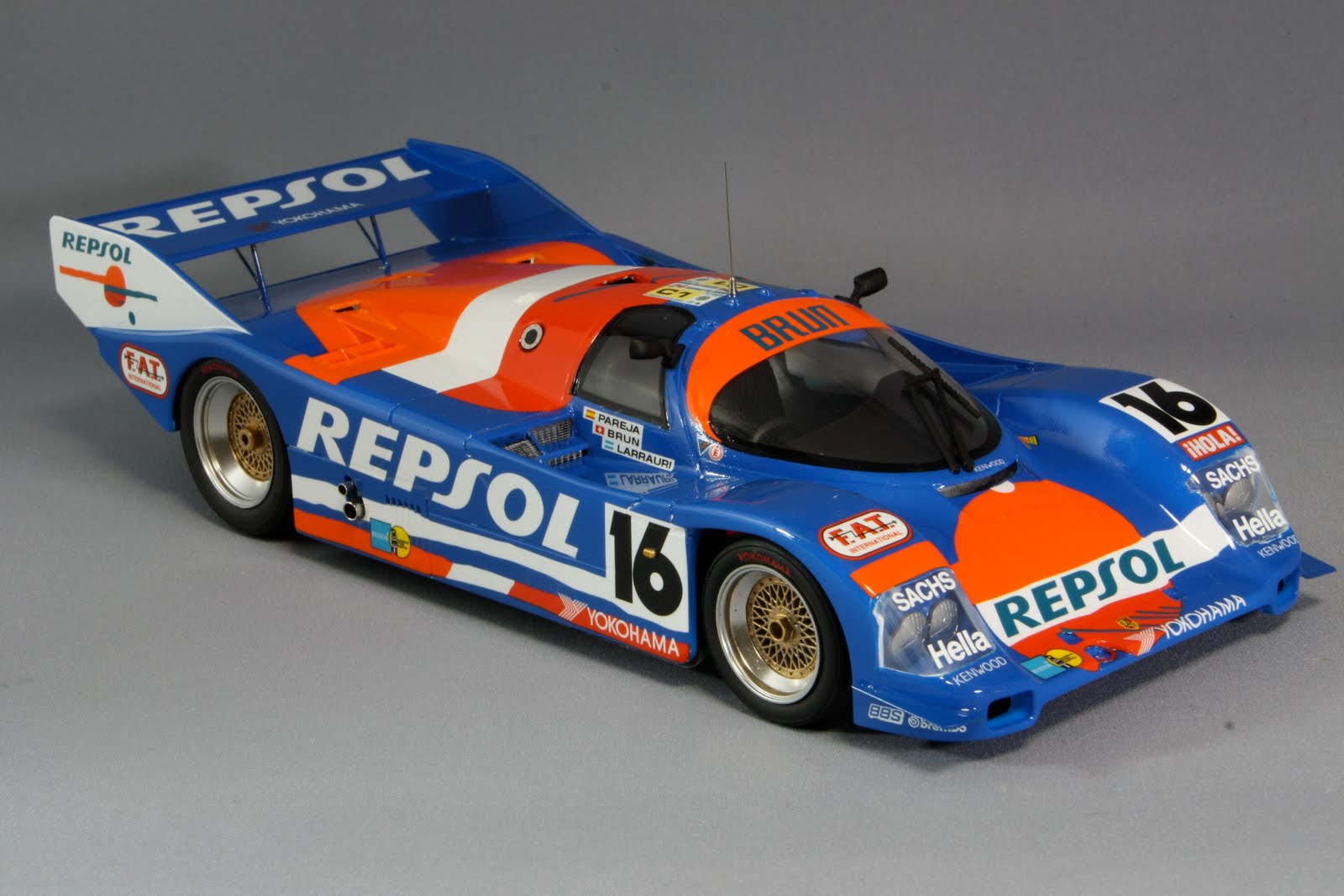 Greg's Scale Plastic Model Showcase: Porsche 962