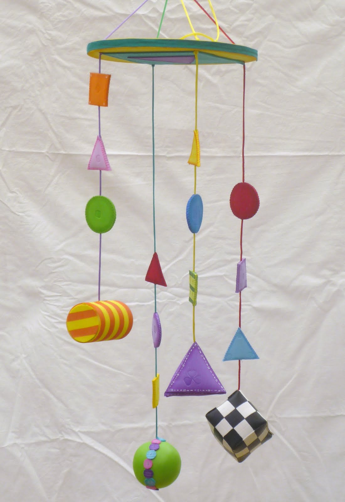 Como hacer moviles para bebés en foami Imagui