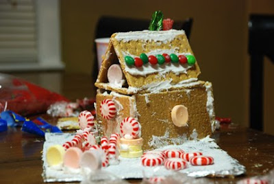 gingerbread house graham cracker icing candy