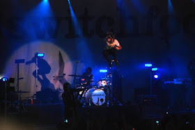 Switchfoot high jump in the air