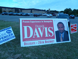 giant Dereck Davis campaign sign