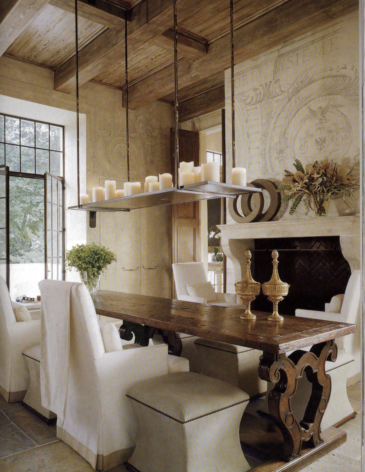 AESTHETICALLY THINKING: THE ART OF LOOKING