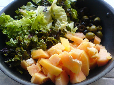 Papaya and Lettuce Salad