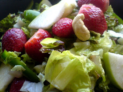 Apple, Strawberry, Lettuce, and Cashew Salad