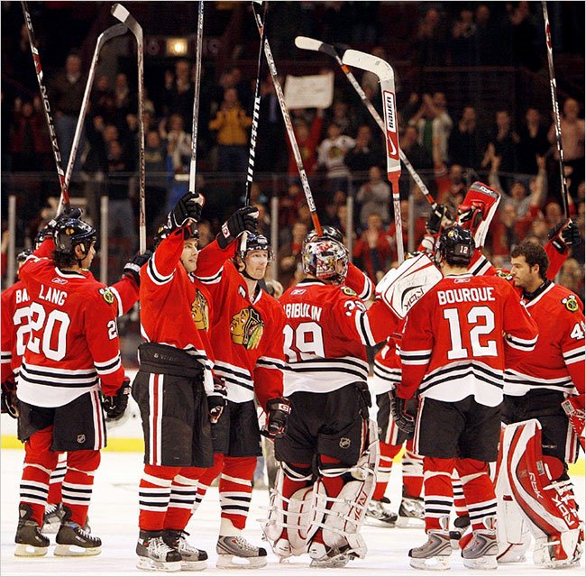 [blackhawks+group.jpg]