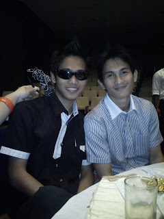 DINNER MALAM PERCIKAN SENI TEMA ROCK GLAMER, UKM