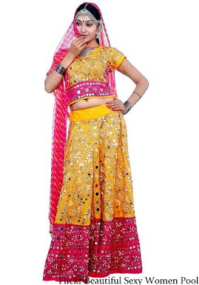 Flickr Beautiful Sexy Women Pool Gallery