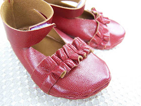 Made by Me. Shared with you.: Baby Booties