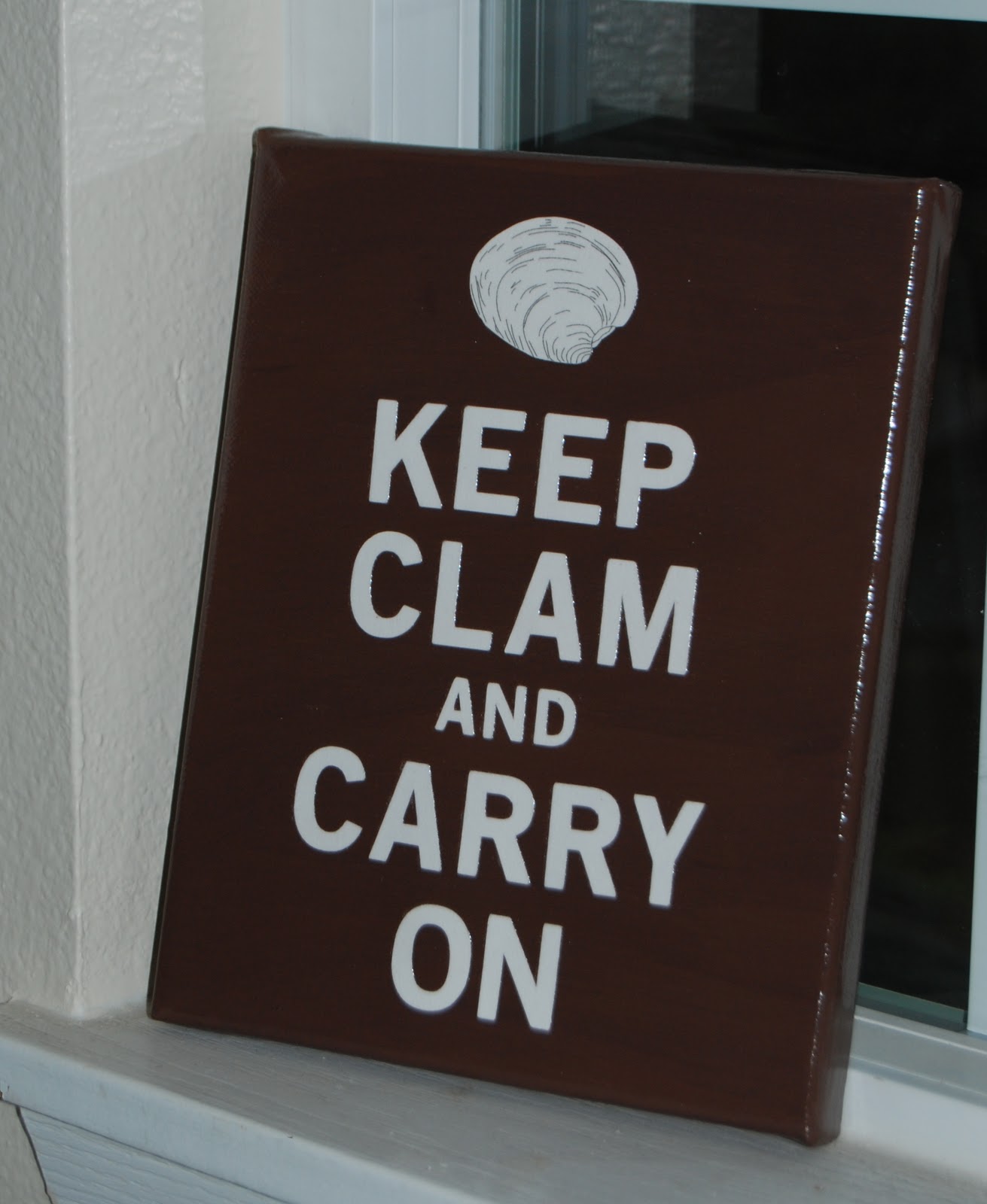 Nap Time Crafts: Keep CLAM and Carry On canvas
