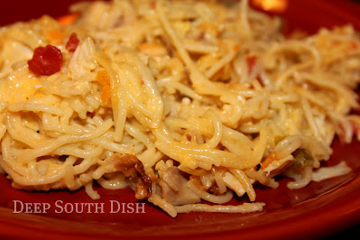 A well loved casserole dish, this chicken and spaghetti casserole made with chicken, cream soup, onion, garlic and Rotel diced tomato, is loaded with cheesy goodness.