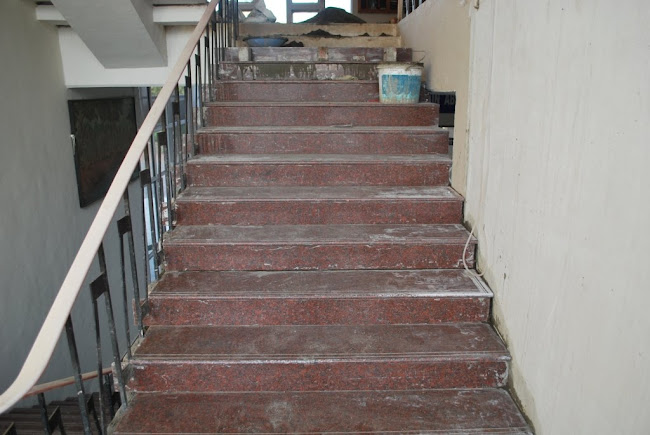 Stair case (1)