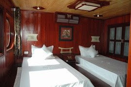 halong prince boat