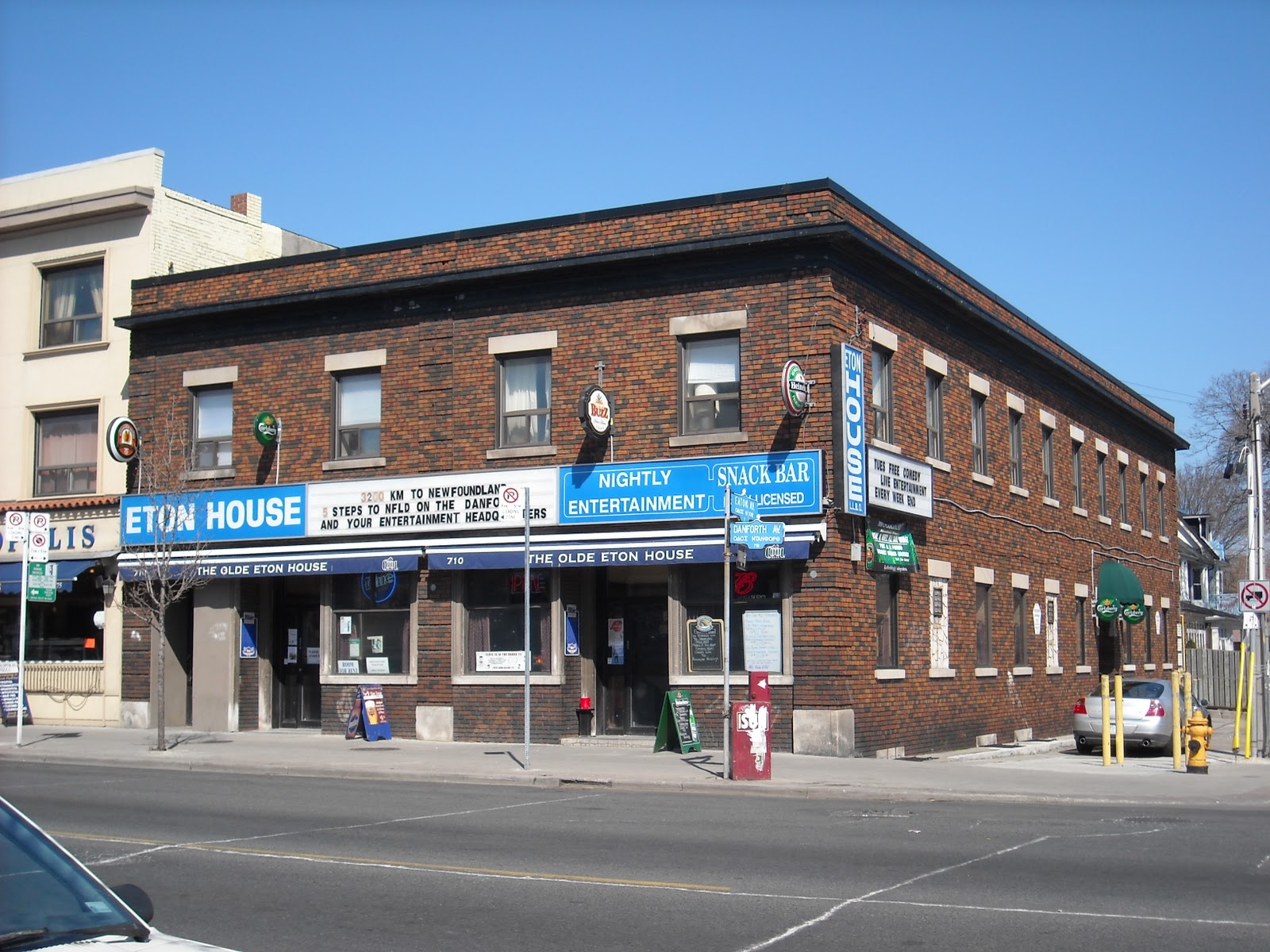 Hockey Then & Now Location, Location, Location