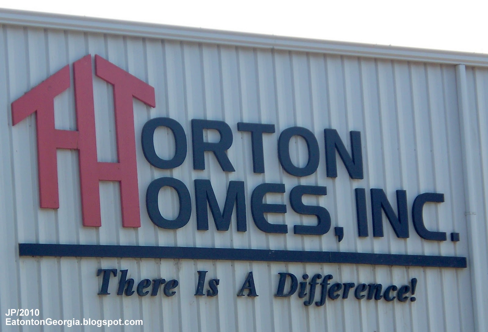 EATONTON Putnam Co. Restaurant Dr.Hospital Bank Church Attorney