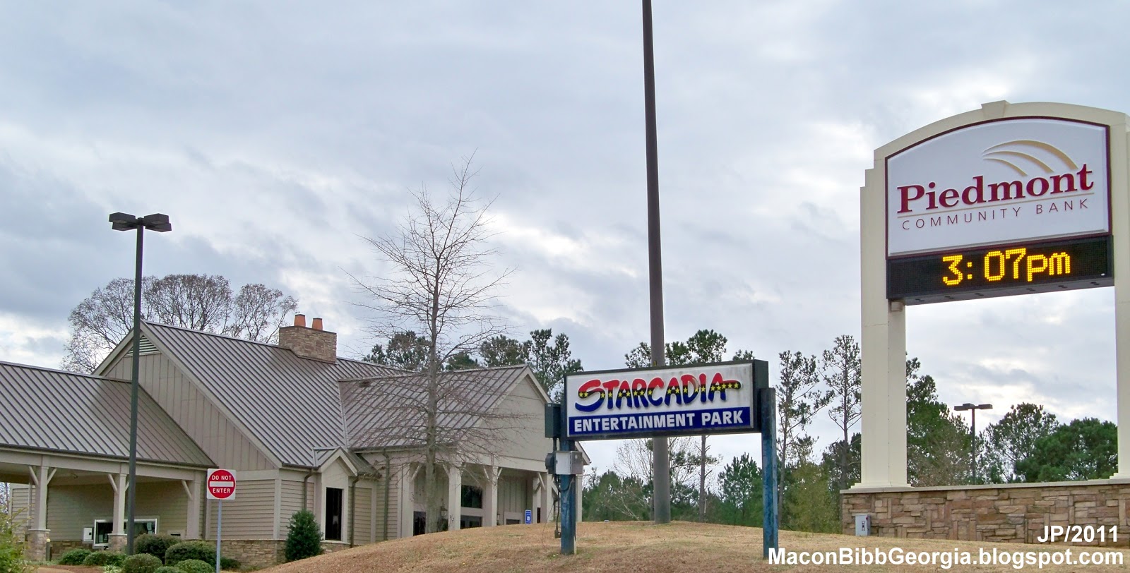 MACON Attorney College Restaurant Dr.Hospital Hotel Bank Church