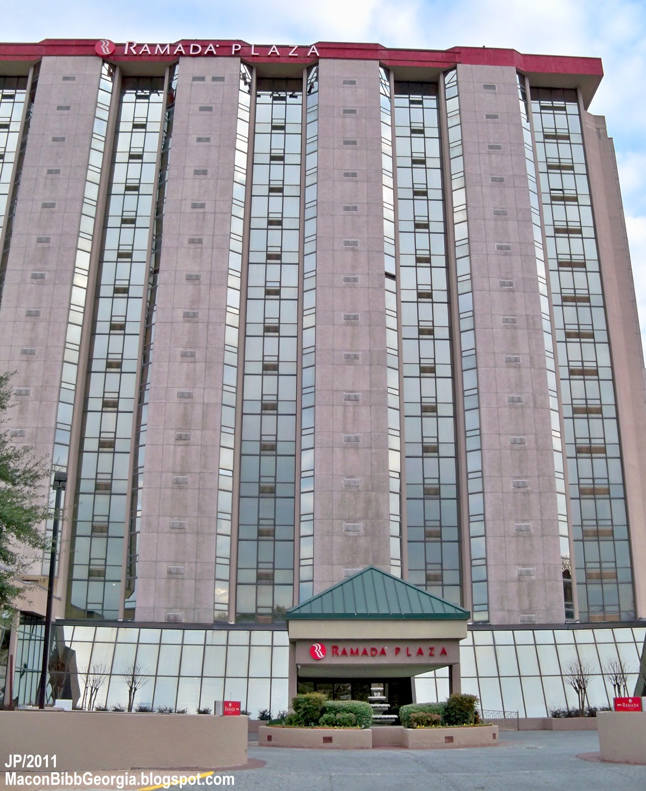 MACON Attorney College Restaurant Dr.Hospital Hotel Bank Church Bibb Fire Police Dept