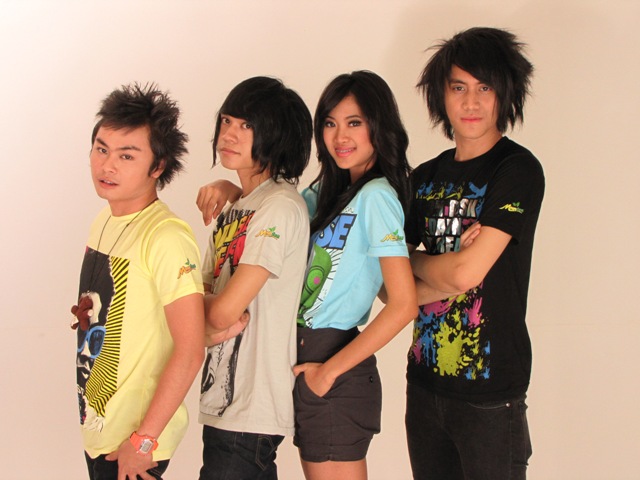 TV ONLINEnya siOJAS Vierra Takut (Lirik+Chord) TV ONLINEnya siOJAS Vierra Takut (Lirik+Chord)