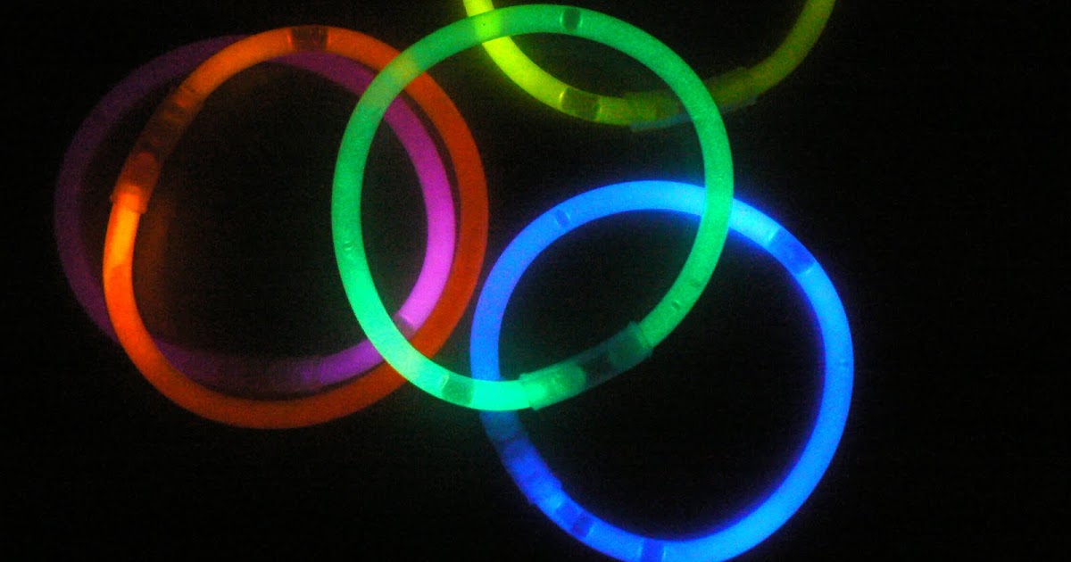 Glow stick rings online
