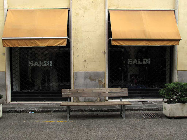 Saldi / sales bench, Livorno