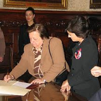 Cómo crear una empresa, la firma en el notario