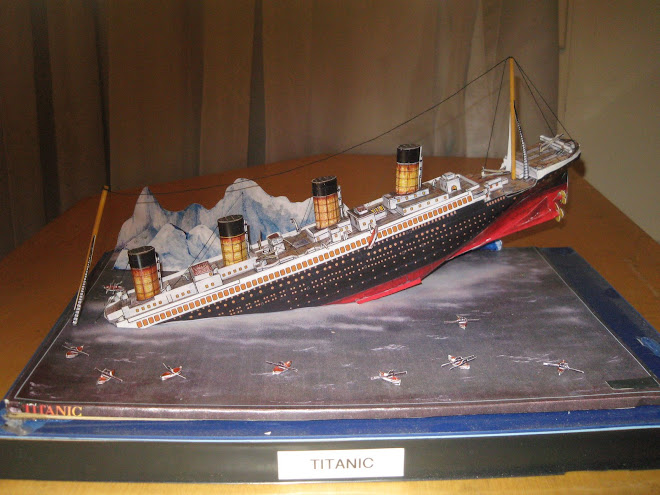 Titanic Afundando