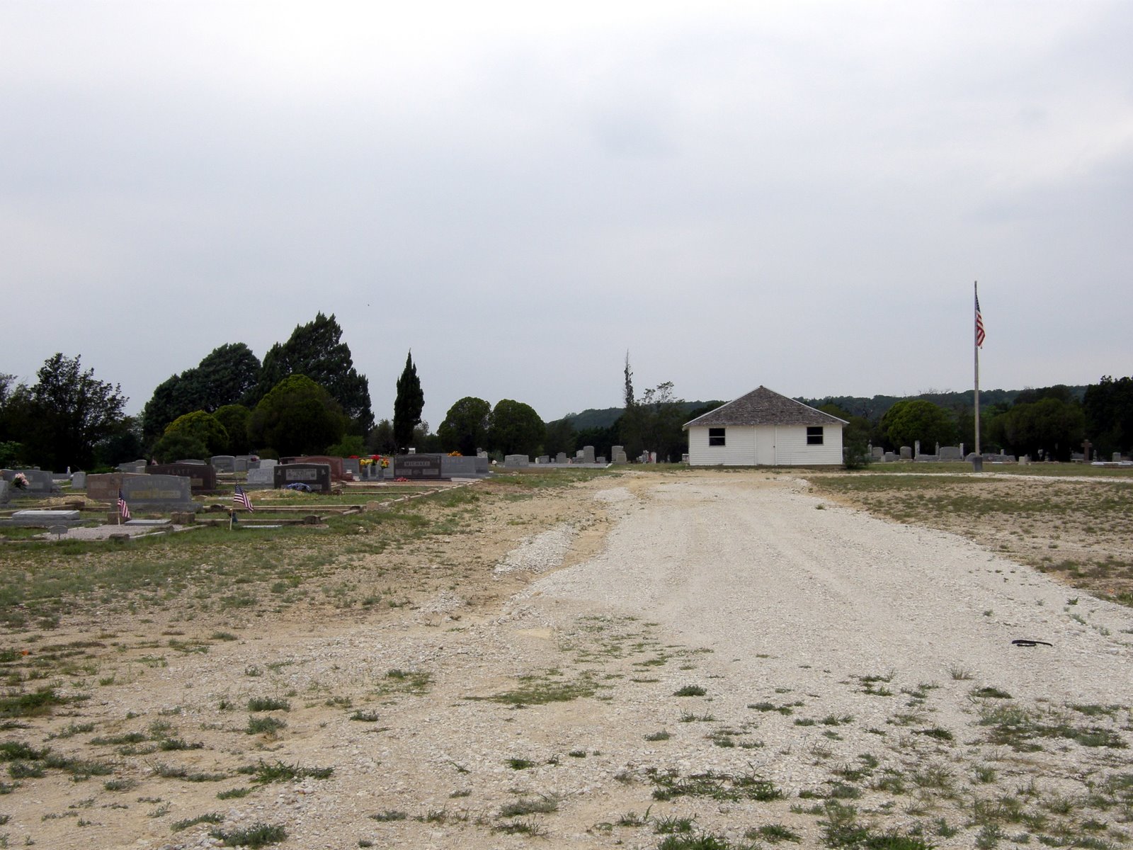 [Murphree+Cemetery.jpg]