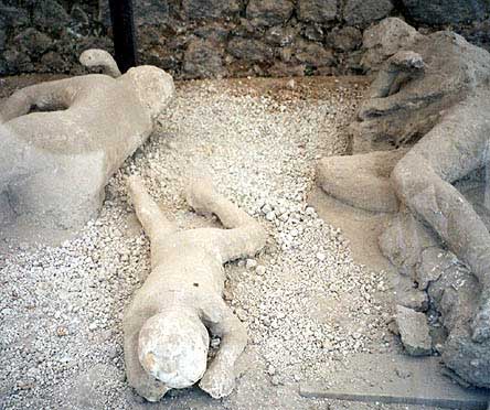 [Pompeii-dead.jpg]