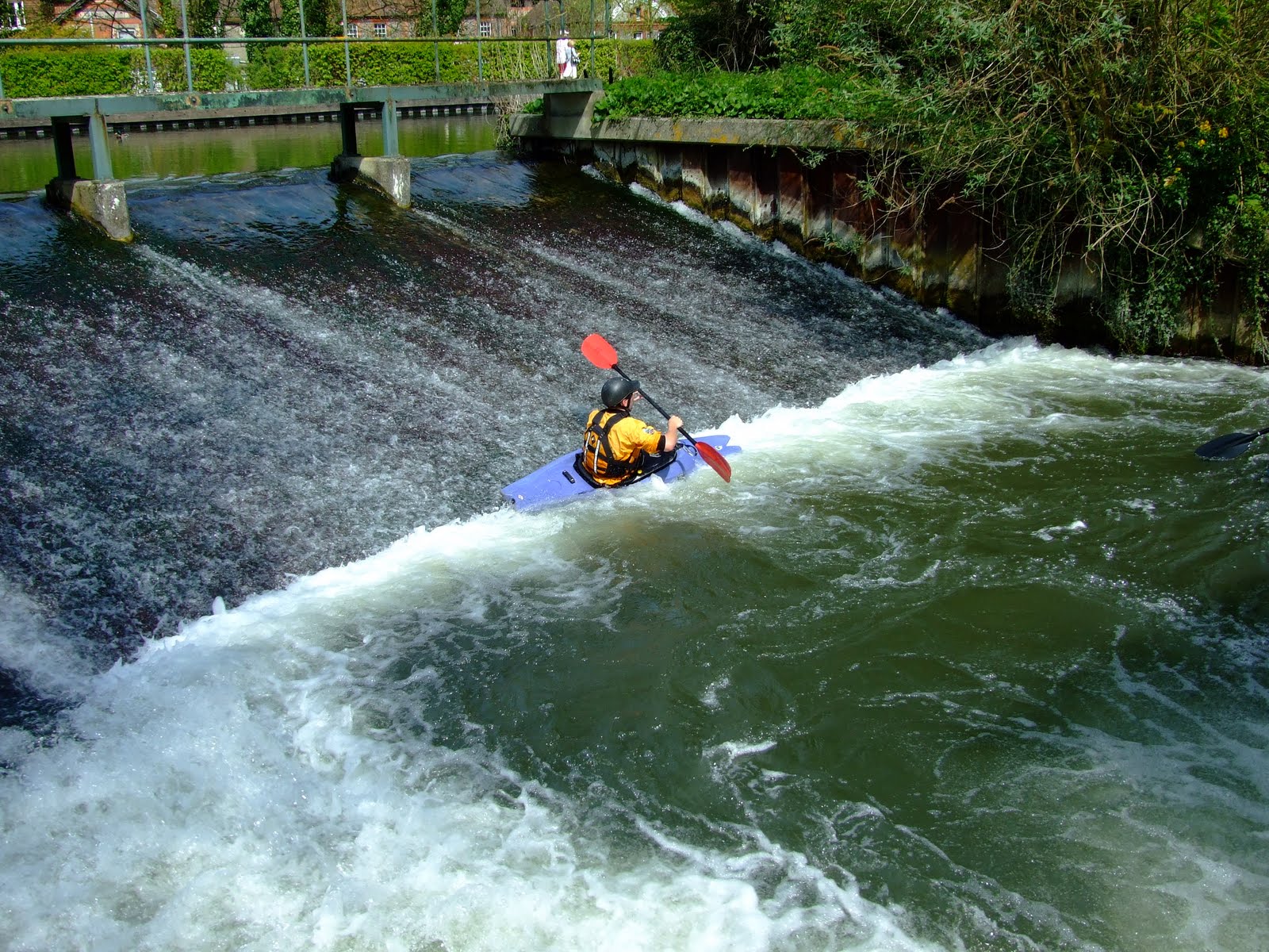 Canoeing and Kayaking on The River Kennet: Kennet whitewater?