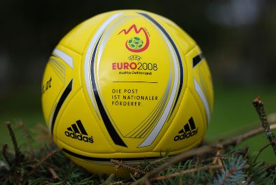 [UEFA+Euro+2008+Austria+Switzerland+ball.jpg]