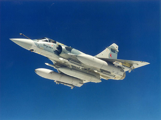 AIR SPACE TECH: Mirage 2000 Multirole Combat Fighter