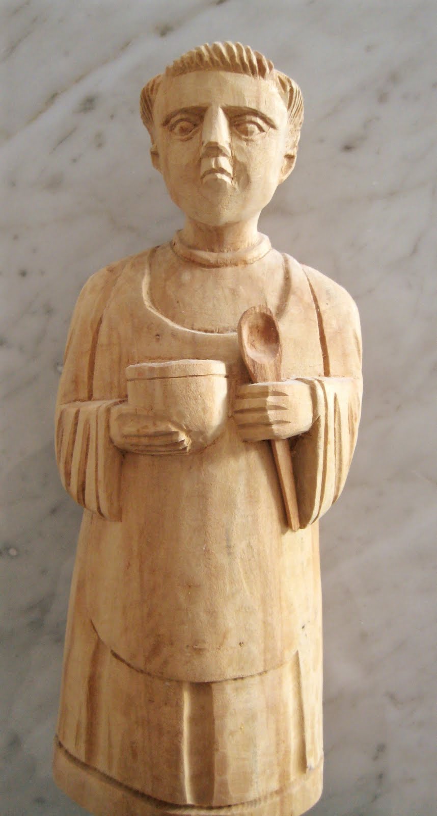 Robin Talks, Cooks and Travels Santos