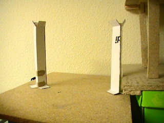 Research Photographs: 8. Cardboard Triangular Pillars