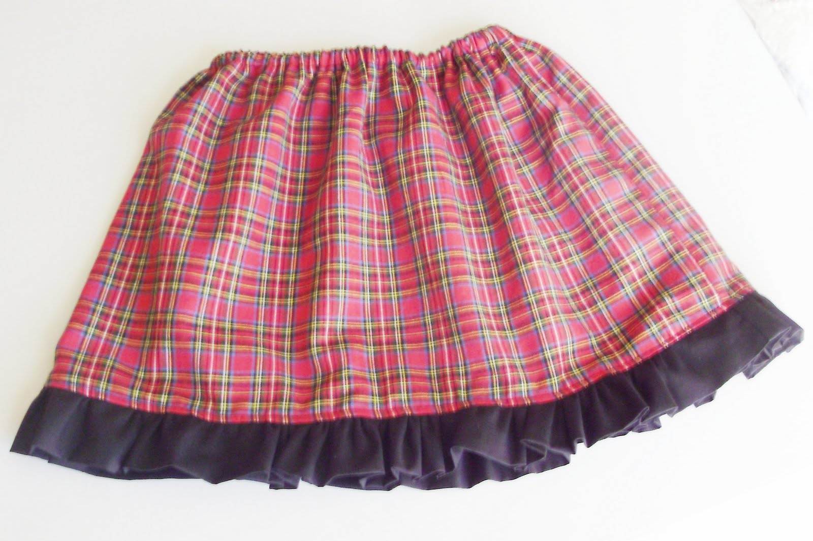 Create.Eat.Teach. Elastic Skirt Tutorial