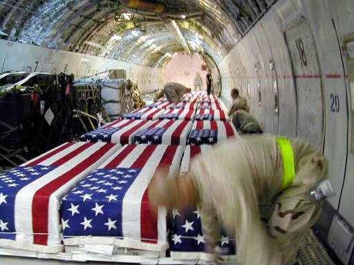 [108---soldiers-coffins_iraq_war_2007.jpg]
